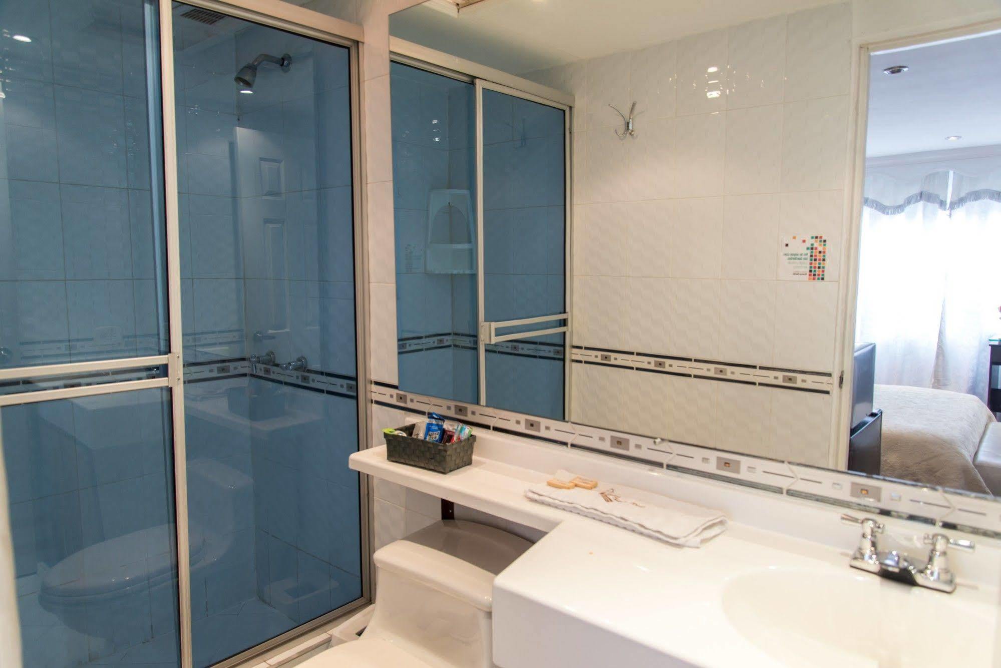 Hotel Fenix Real 보고타 외부 사진