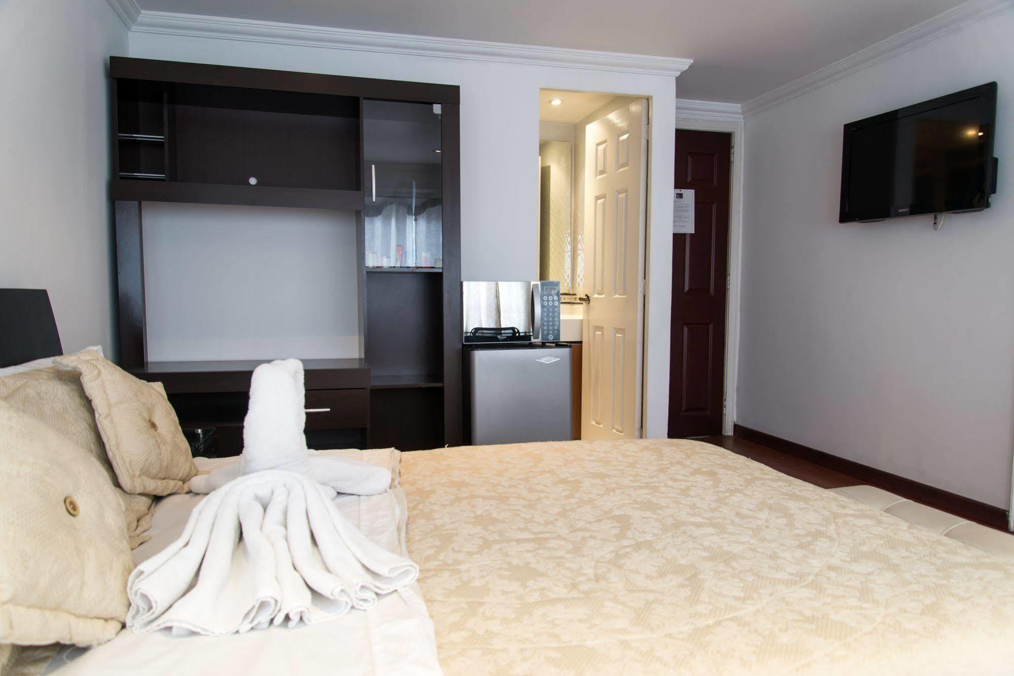 Hotel Fenix Real 보고타 외부 사진